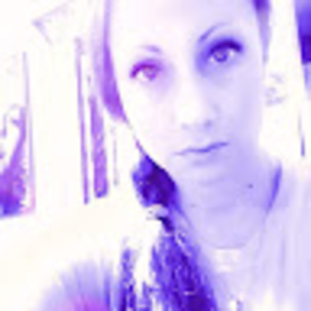 Meet your Posher, Cami